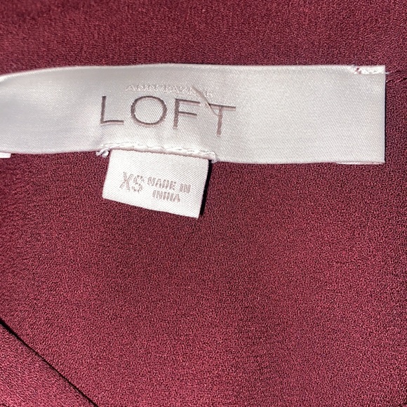 🎈Sale🎈Loft Peplum Top Size XS - Picture 6 of 7